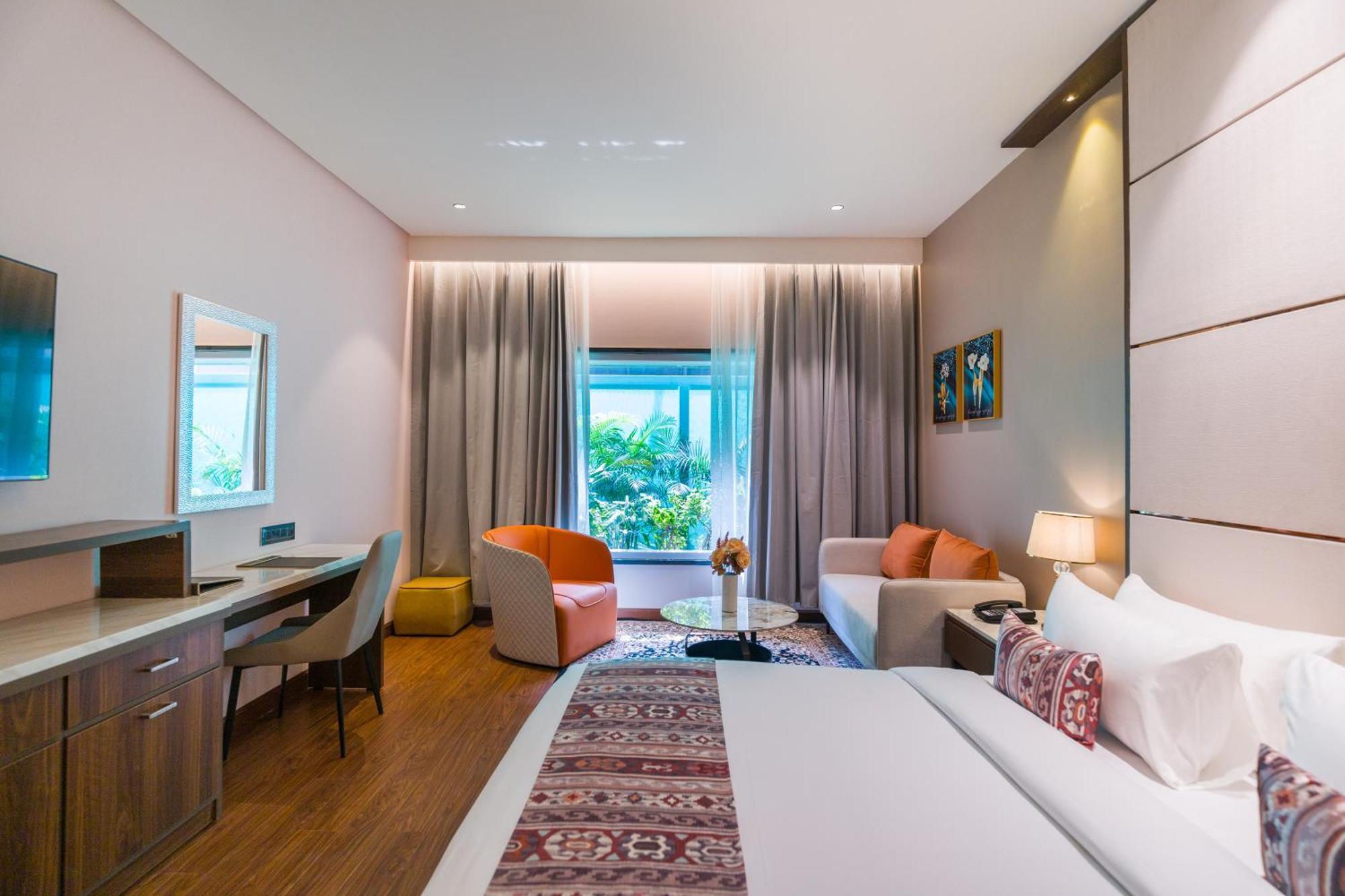 The Maple Hotel Bhopal Exterior foto